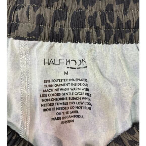 Half Moon Women's Medium Athletic Shorts, Green and Black Leopard Print, Running - Picture 4 of 4